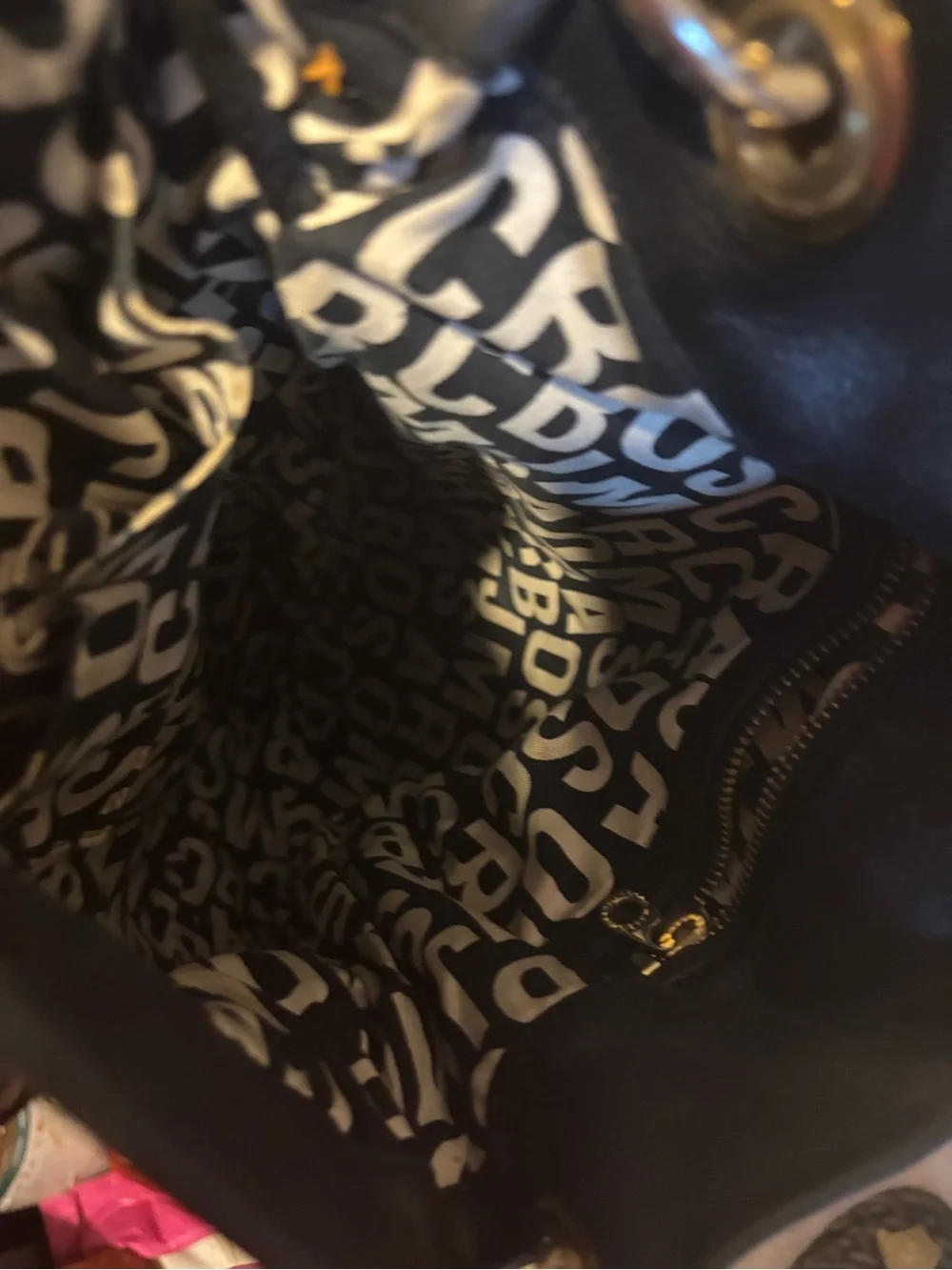 Marc Jacobs Classic Q Hillier Hobo handbag shoulder bag Crossbody purse logo